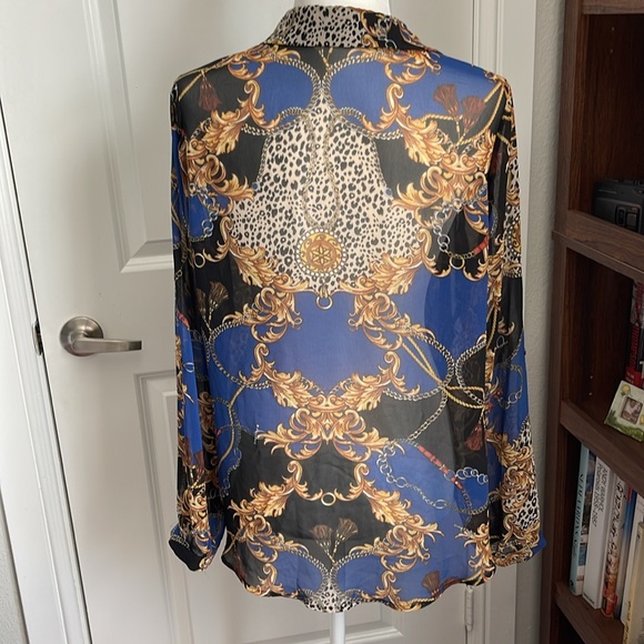 Forever 21 Vintage style 80s miami versace style sheer button up - Picture 6 of 7